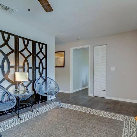 Driftwood Castle Urban Oasis With Firepit Near Convention Center And Amalie Arena, Room For 6 แทมปา ภายนอก รูปภาพ